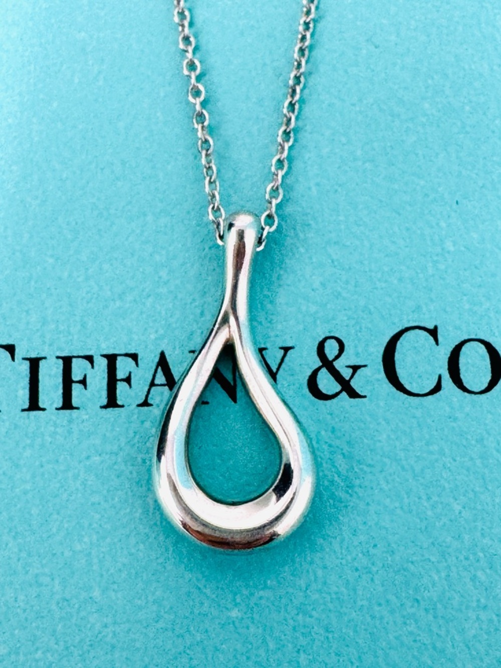 Authentic Tiffany & Co. Elsa Peretti Open Teardrop Pendant Necklace.